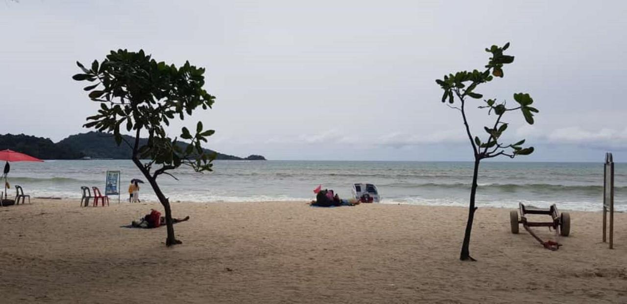 Baan Thai Beach Side Residence Patong Exterior photo